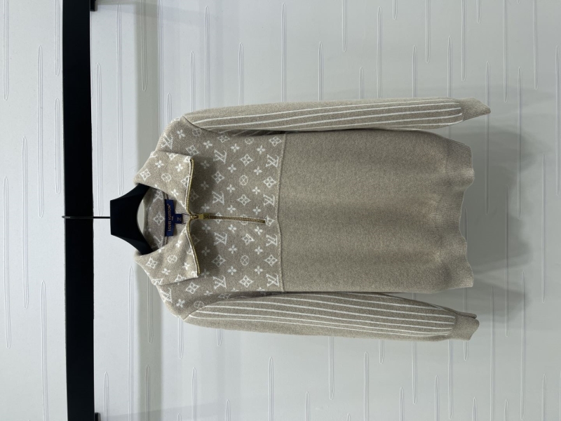 l0vis Vvtt0n sweaters